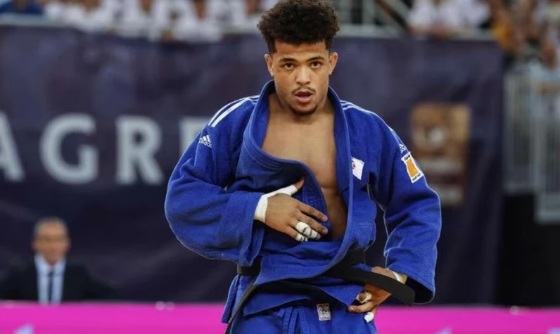 Gönüllerin madalyasını kazandı! İsrailli rakiple dövüşmem dedi, Paris Olimpiyatları'ndan çekildi! Cezayirli judocudan anlamlı hareket