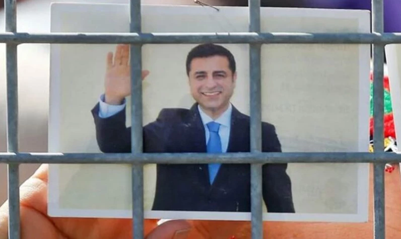 Selahattin Demirtaş'a 2.5 yıl hapis cezası daha! 95 yaşında hapisten çıkacak