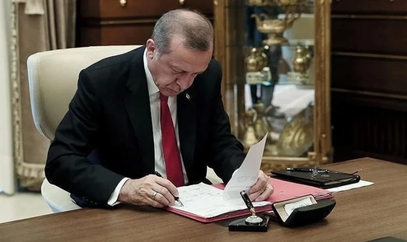 Cumhurbaşkanı Erdoğan imzaladı: Atama ve görevden alma kararları Resmi Gazete'de