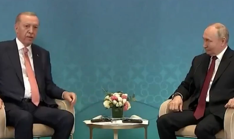 Cumhurbaşkanı Erdoğan Putin'le bir araya geldi