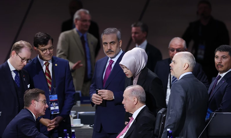 NATO Zirvesi'nde son gün! Erdoğan liderlerle sohbet etti