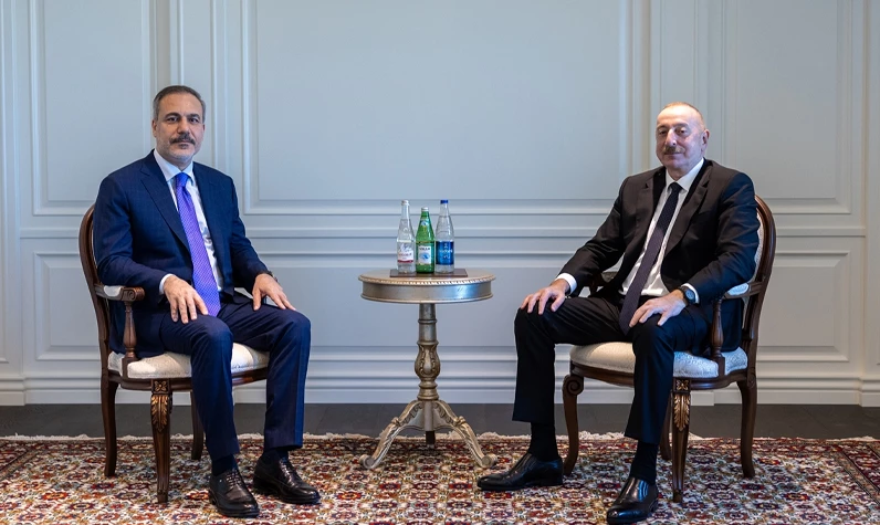 Dışişleri Bakanı Hakan Fidan'dan Azerbaycan'da  önemli görüşmeler: Önce Aliyev'le sonra Bayramov'la bir araya geldi
