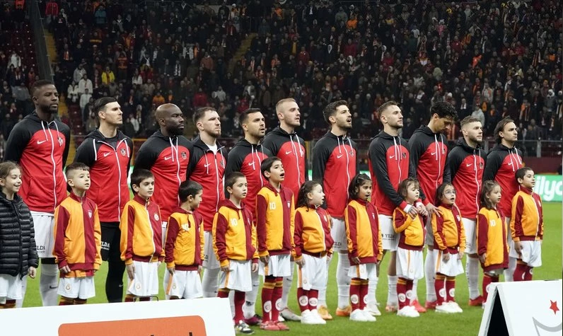 Galatasaray'ın yıldızı için tam 30 milyon Euro teklif