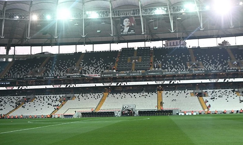 Beşiktaş'tan milli maç çağrısı: Dev ekran kurulacak