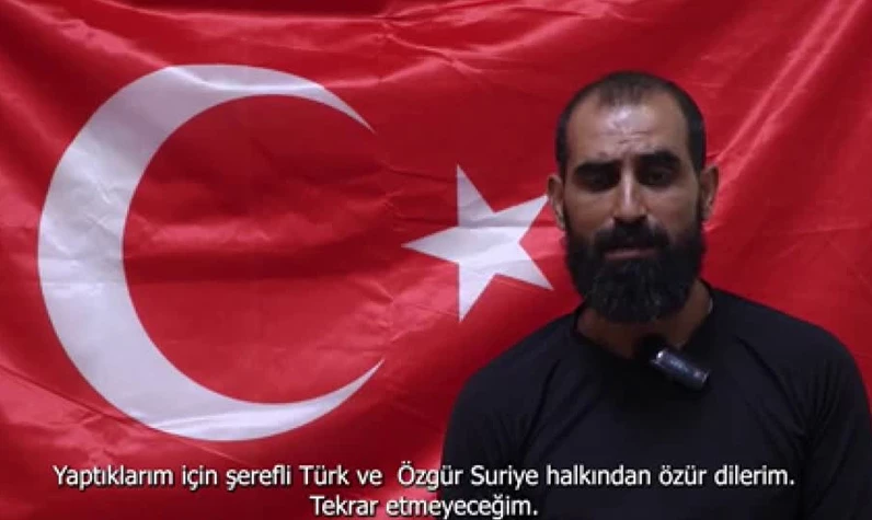 MİT peşlerini bırakmıyor: Suriye'de Türk bayrağına yönelik provokasyonda bulunan bir kişi daha yakalandı