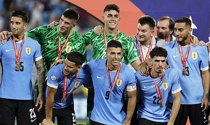 Suarez ipten aldı! Copa America'nın üçüncüsü Uruguay oldu