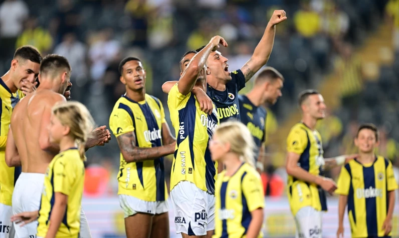 Fenerbahçe tur için sahada! İşte Mourinho'nun Lille'i yıkacak muhtemel 11'i