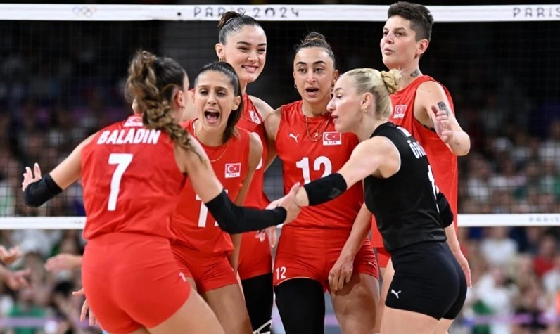 Çin Seddi, Türk toplarına dayanabilecek mi? | Filenin Sultanları'nın çeyrek final karşılaşması ne zaman? TÜRKİYE-ÇİN VOLEYBOL MAÇI OLİMPİYAT ÇEYREK FİNALİ (PARİS 2024)