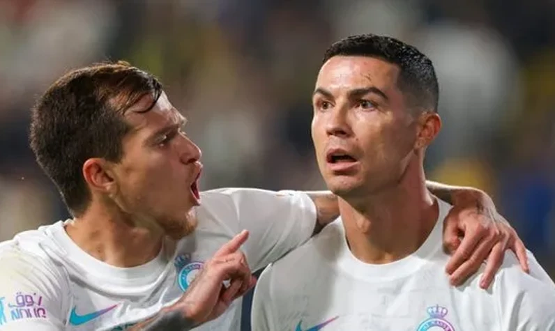 Galatasaray'a dünya yıldızı! Ronaldo'nun kankası Süper Lig'e geliyor