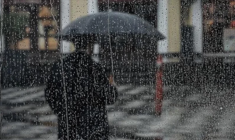 Saat verildi! Meteoroloji'den İstanbul dahil o bölgelere sağanak yağmur uyarısı!