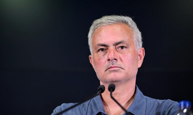 Mourinho'dan çok konuşulacak Galatasaray sözleri: Onlara farklı davranıyorlar