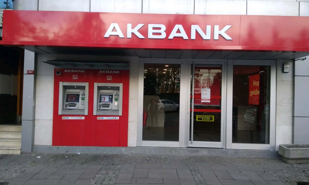 Akbank kimin? Akbank'ta neler oluyor?