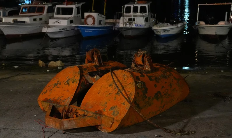 Arnavutköy'de gizemli cisim: Balıkçıların bulduğu cisim inceleniyor