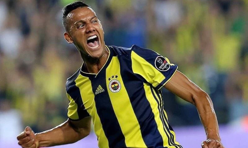 Josef de Souza'ya silahlı soygun şoku: Terliğimi bile aldılar