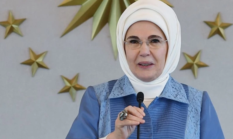 Emine Erdoğan'dan koruyucu ailenin önemine ilişkin paylaşım