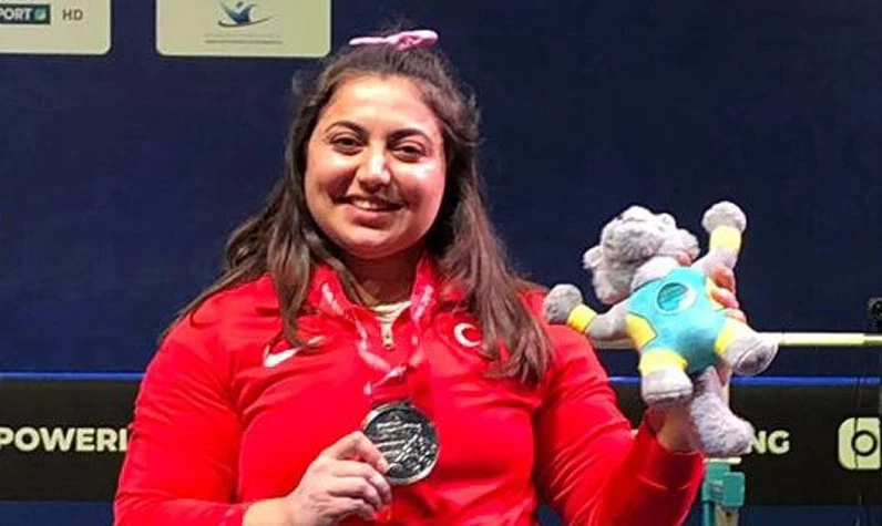 Helal sana! Sibel Çam bronz madalyayı kaptı üçüncü oldu