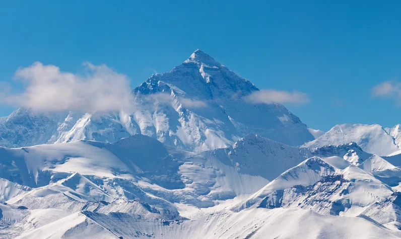 Tehlike geliyor! Eriyen Himalaya buzullarında 1700 antik virüs keşfedildi!