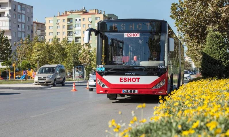 İzmir'de 9 Eylül (bugün) otobüsler ücretsiz mi? ESHOT otobüs, metro bedava mı?