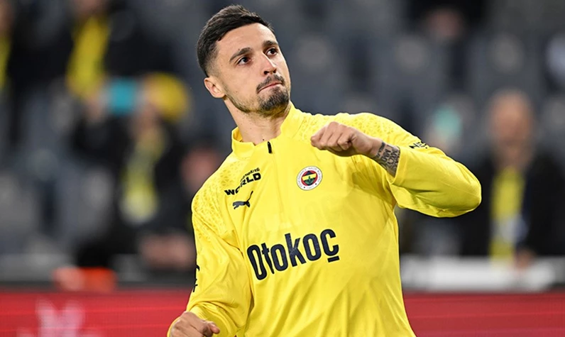 Fenerbahçe'de gözden düşmüştü! Krunic cebine göre transfer peşinde