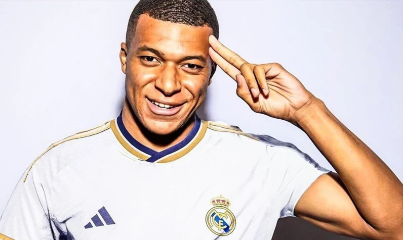 Kylian Mbappe için bomba transfer iddiası: Liverpool'un teklifini kabul mü etti?