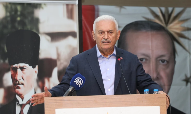 Binali Yıldırım'dan kılıç çeken teğmenlere ilişkin açıklama: Halkın gücü üzerinde başka güç yok!