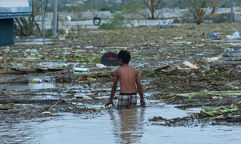 Vietnam'ı Yagi Tayfunu esir aldı: 197 ölü, 128 kişi ise kayıp