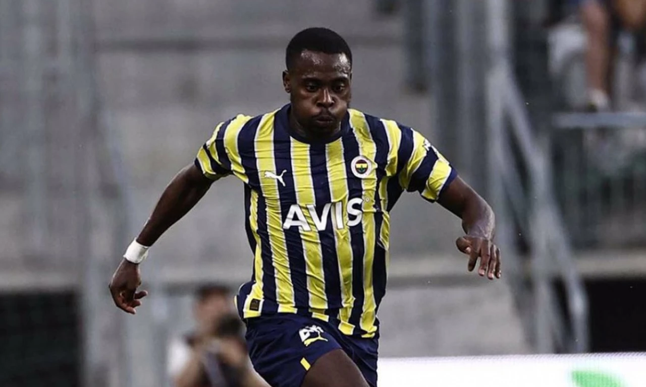 Osayi Samuel Fenerbahçe'yi terk mi ediyor? Transfer açıklamasına jet yanıt!