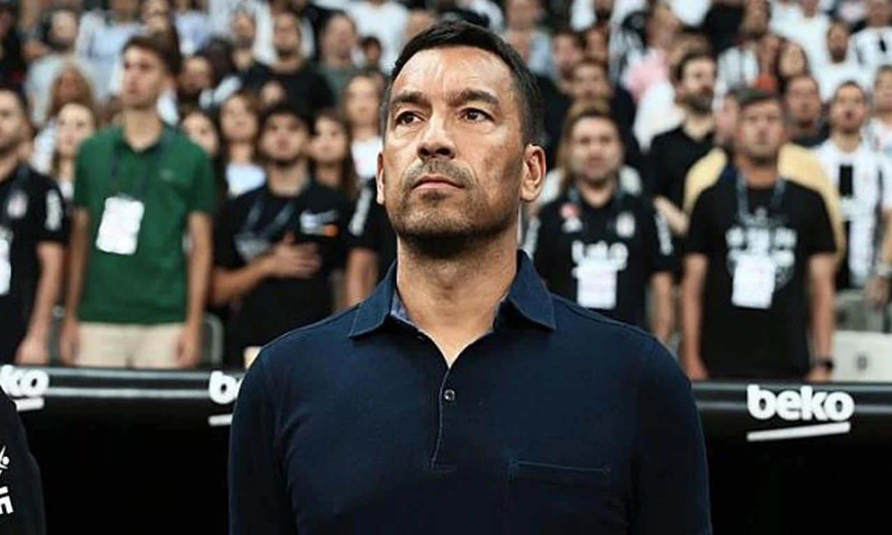 Giovanni van Bronckhorst patladı! Hakemin performansı için açıklama bekliyorum....