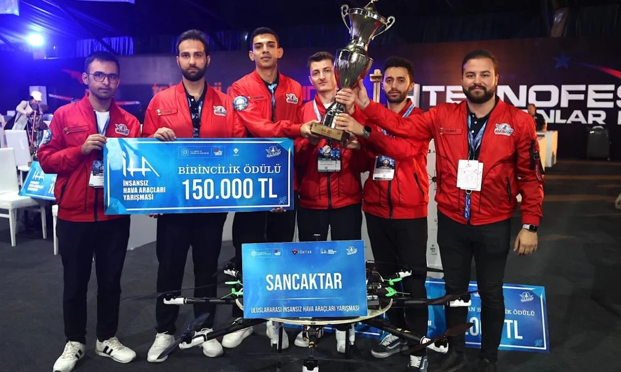 Sancaktar İHA, TEKNOFEST'te üç ödülle göz doldurdu!