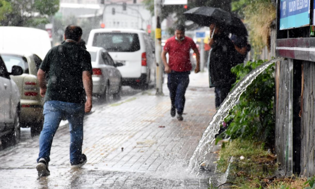 13 il teyakkuzda! Meteoroloji açıkladı: Sıcaklıklar 12 derece birden düşecek