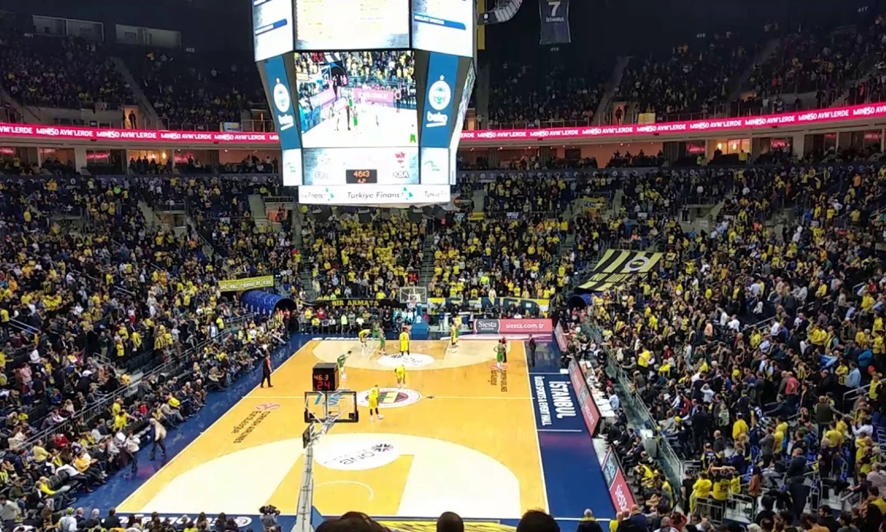 Güvenlik önlemleri nedeniyle karar değişti: Fenerbahçe Beko'nun Maccabi Tel Aviv maçı nerede oynayacağı belli oldu!