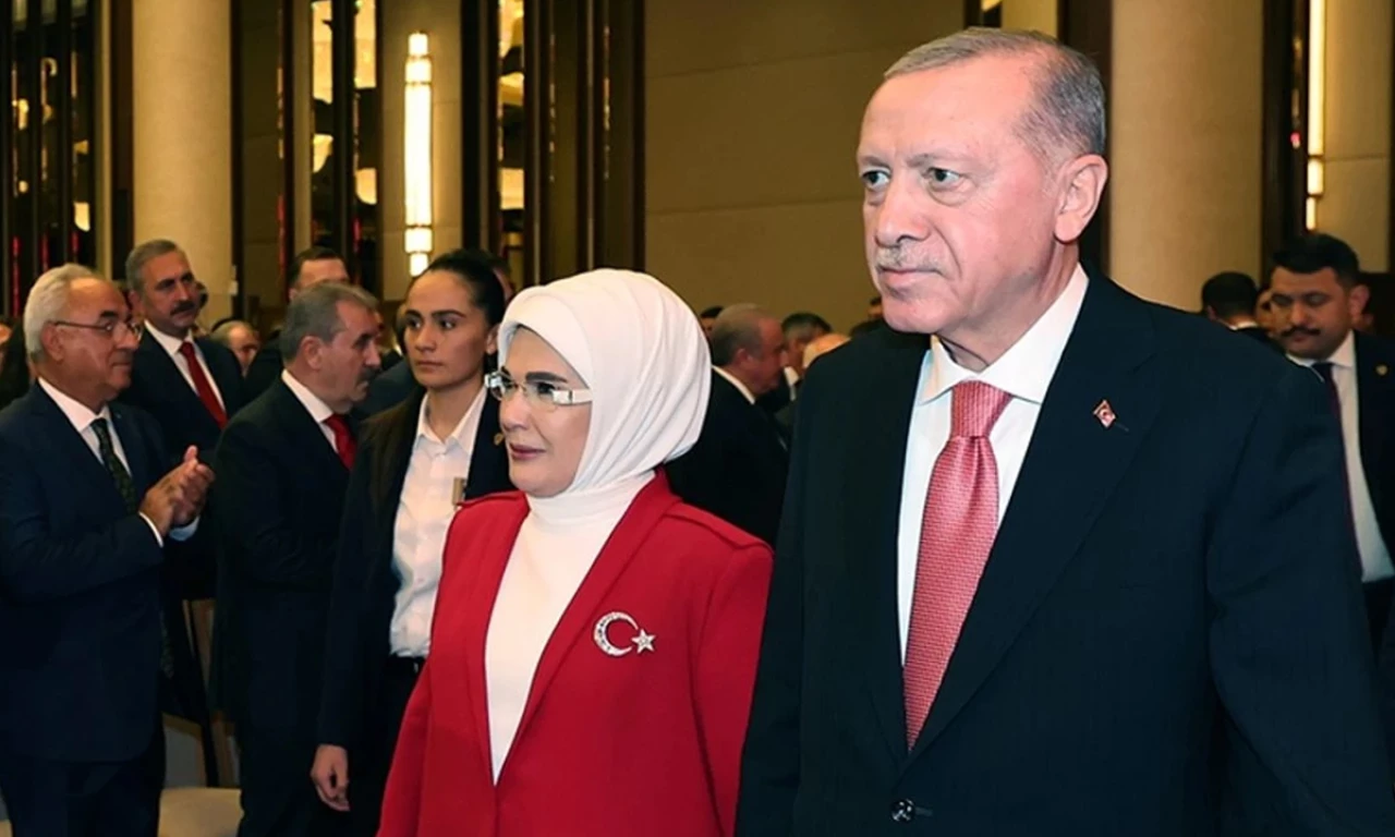 Cumhuriyet Bayramı'na özel! Emine Erdoğan'dan 29 Ekim için anlam dolu paylaşım: 'Nice yüzyıllara'