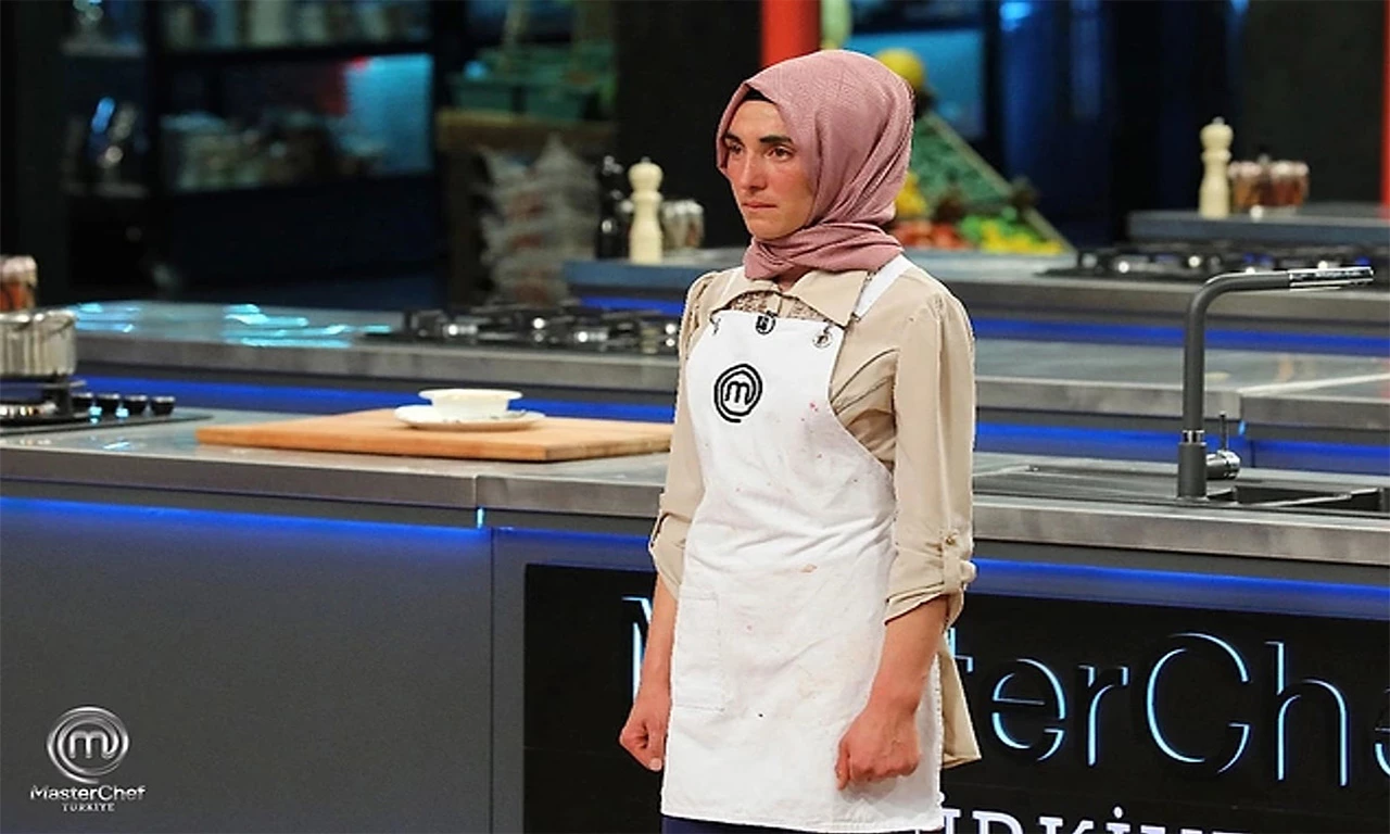 MasterChef Ayşe'ye sürpriz iş teklifi! Cevabı merak konusu oldu