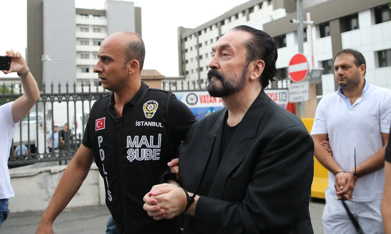 Adnan Oktar'ın dudak uçuklatan serveti devletin kasasına geçti