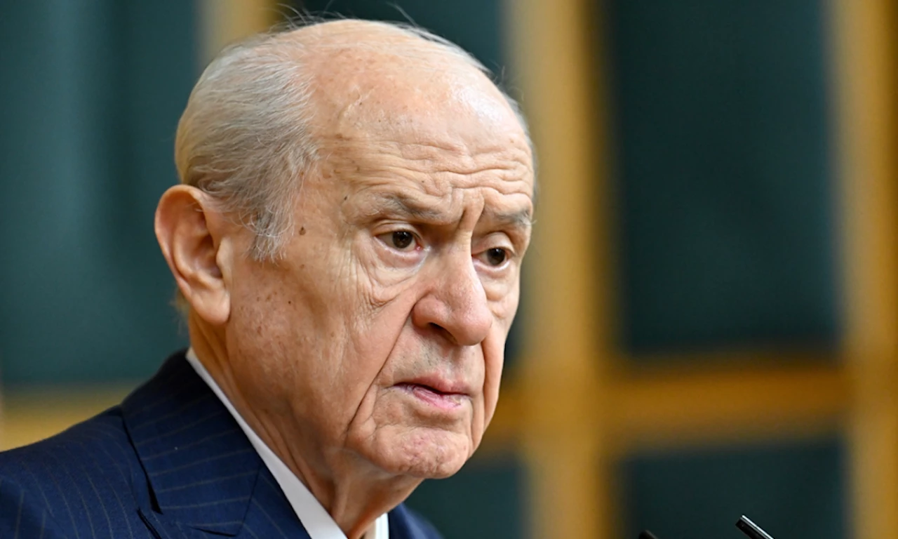 Bahçeli: Türkler'in ve Kürtler'in birbirini sevmesi farzdır