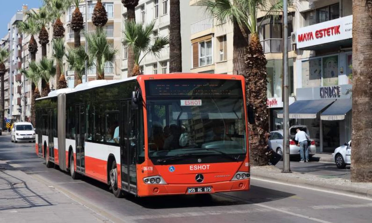 Bugün (28 Ekim) İzmir'de-Ankara'da otobüsler ücretsiz mi? 28 Ekim'de EGO-ESHOT otobüs metro bedava mı?