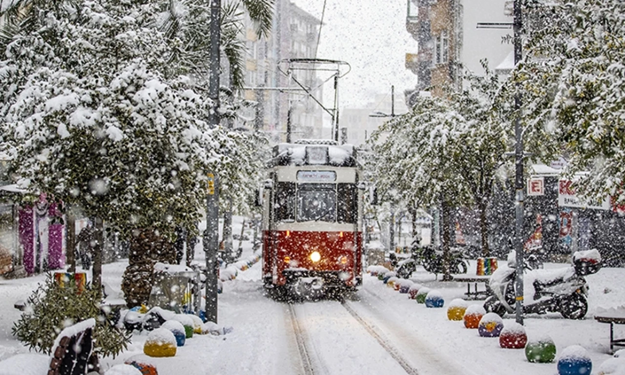 Meteoroloji uzmanından önemli uyarı: İstanbul'a kar ne zaman geliyor? O günlere dikkat!