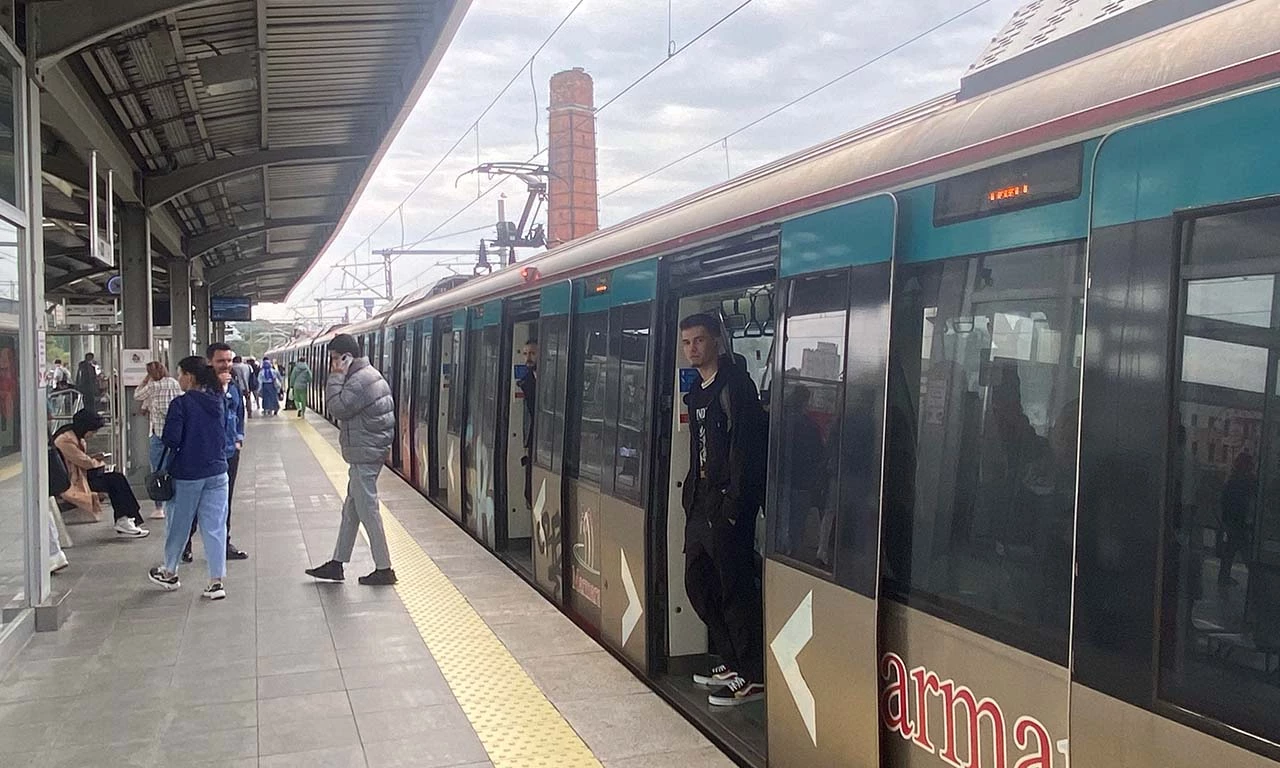 Marmaray neden çalışmıyor, seferler durduruldu mu?