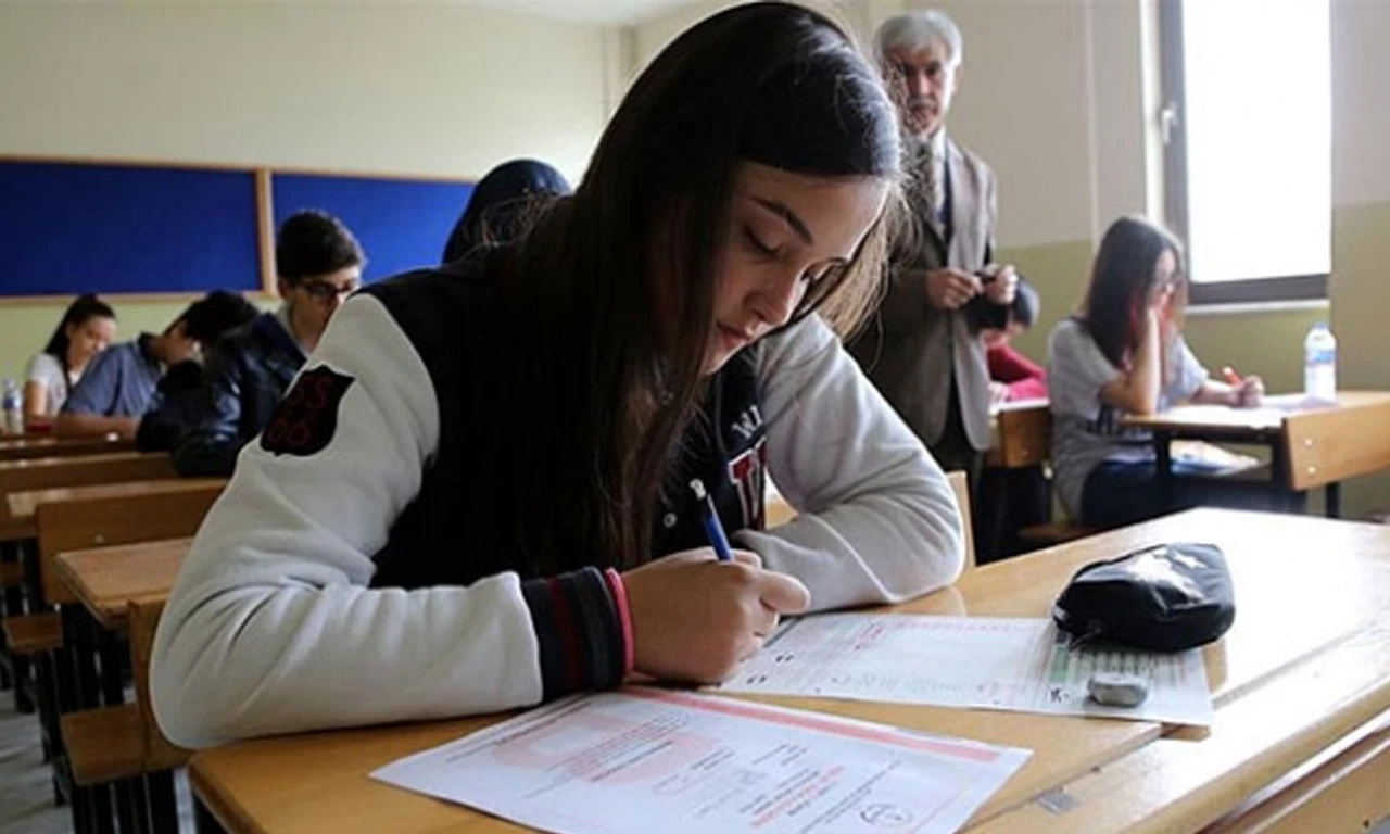 Açıköğretimde geçmek artık kolay olmayacak: MEB açıkladı! İşte o zorunluluk...