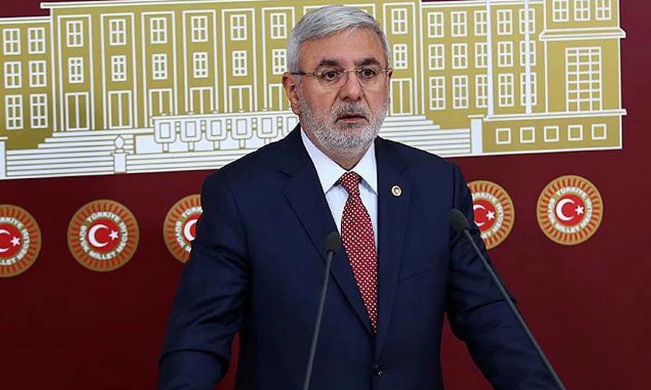 Mehmet Metiner asıl sorunu söyledi: 'Hiçbir devlet terör örgütlerinin siyasal partilerinin olmasına izin vermez'