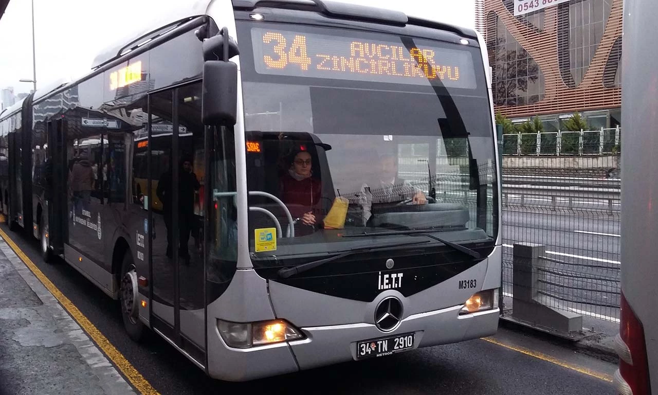 Bugün İETT, Metro, Metrobüs neden ücretsiz? 6 Ekim hangi toplu taşıma araçları bedava?