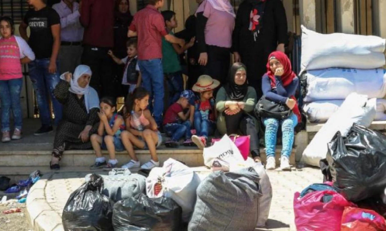 Ortadoğu'da yeni bir göç dalgası! Siyonist vurdu, Lübnan'dan kaçışlar başladı: İşte sadece 48 saat içinde yerini terk ednlerin sayısı...