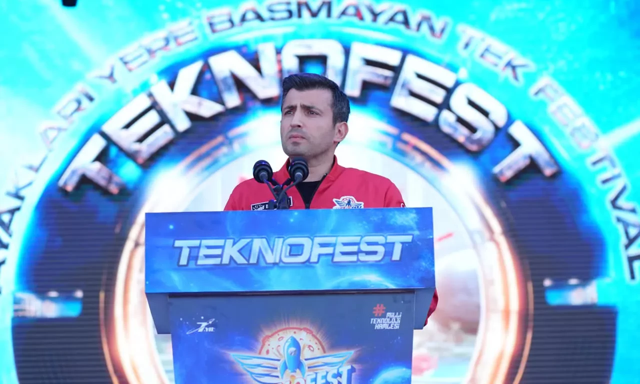 Selçuk Bayraktar'dan TEKNOFEST'te Gazze mesajı: Bu gidişata dur diyeceğiz!