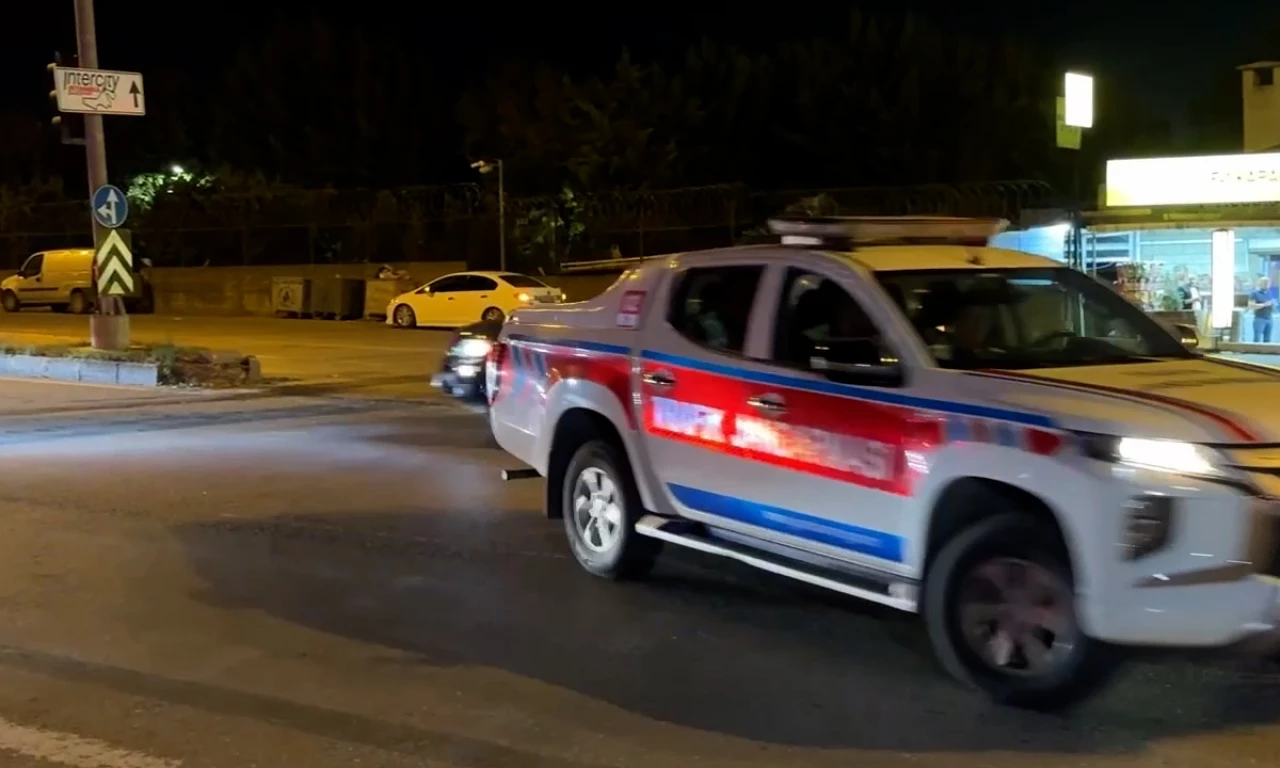 Tuzla’da polise silahlı saldırı