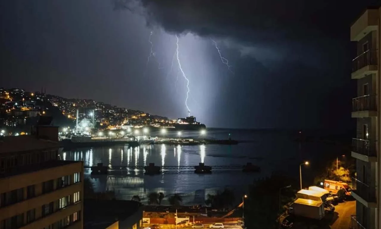 Zonguldak 14 Ekim okullar tatil mi? Yarın Zonguldak'ta Pazartesi hangi ilçelerde okullara tatil var?