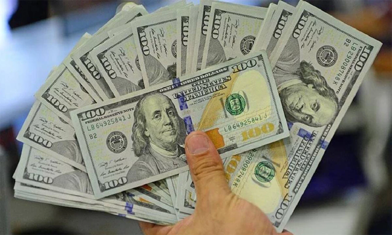 Dolar kuru frene bastı! Yatırımcıların kafası karıştı: İşte 20 Kasım döviz kurları