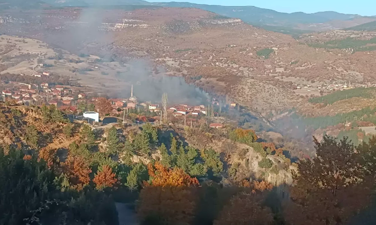 Kütahya'da yangın: Onlarca ev küle döndü