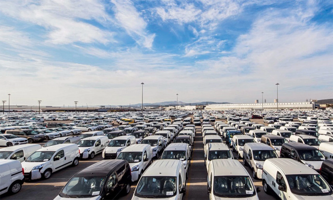 Otomotiv ihracatında rekor yükseliş! En çok satılan otomobiller listesi açıklandı: İlk üç isim şaşırttı