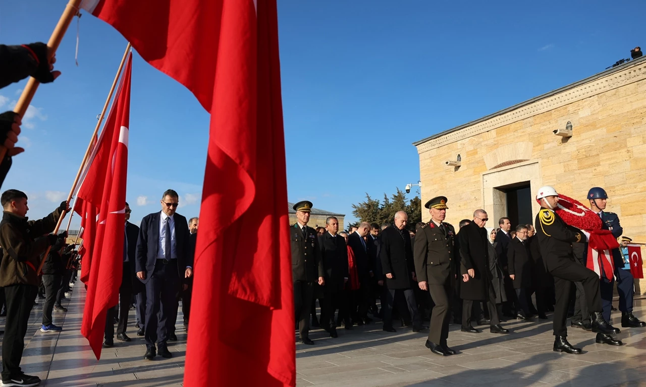 Son dakika... Cumhurbaşkanı Erdoğan ve devlet erkanı Anıtkabir'de