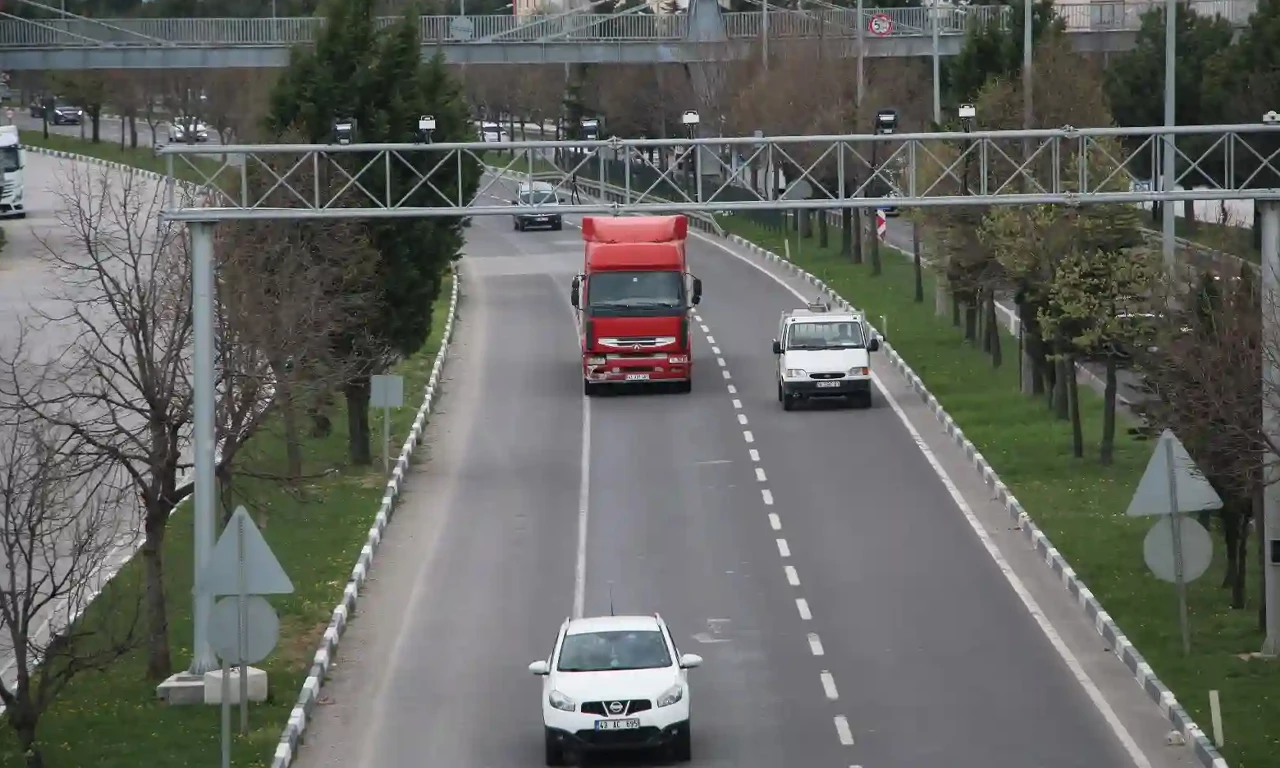 Yapay zeka yakalar! Hız tutkunlarının yeni korkulu rüyası görev başında